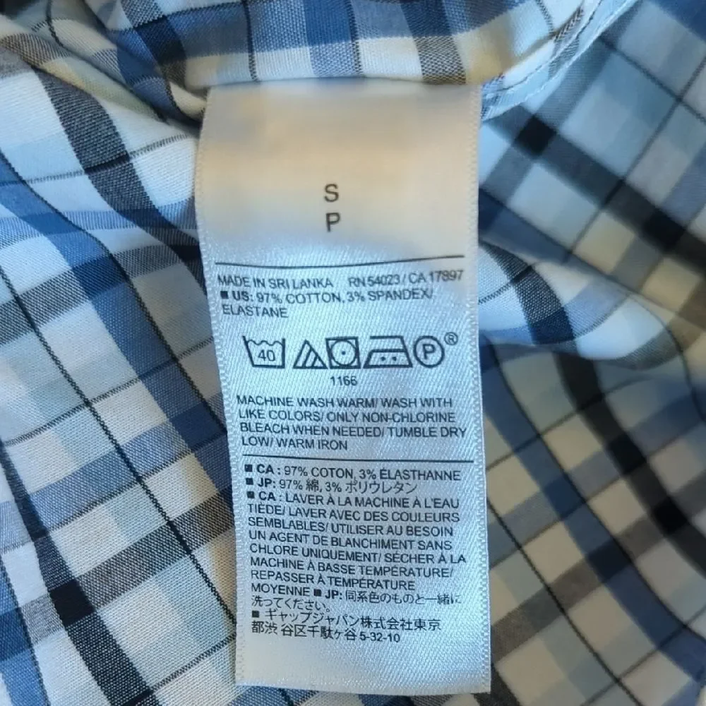 Banana Republic Men's Plaid Bitton-Down Shirt In White and Blue